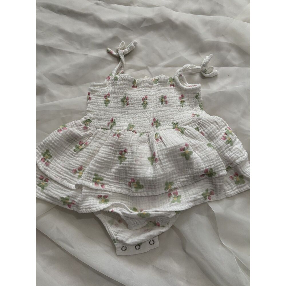 Rabbit + Bear Organic 6-9M Floral Cotton Muslin Smocked Baby Romper White Pink